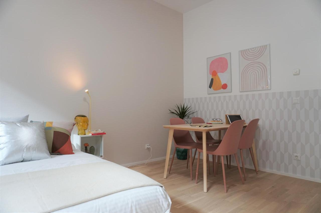Apartment Stayover - Schicke Mit 2 Schlafzimmern Am Westbahnhof *