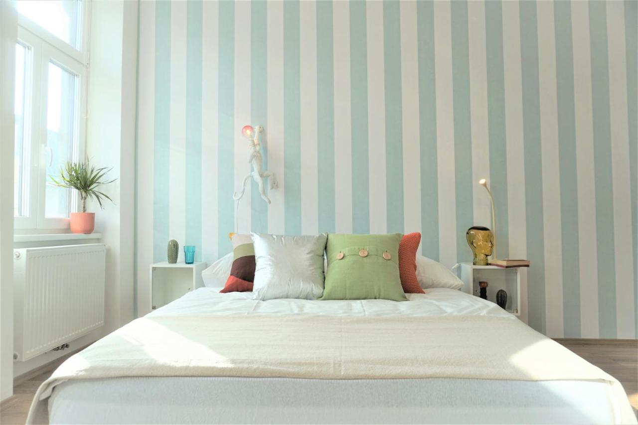 Apartment Stayover - Schicke Mit 2 Schlafzimmern Am Westbahnhof *